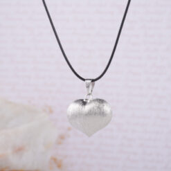 Collar con cuero negro No 1045